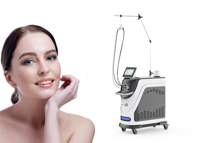 Alexandrite 755nm G.E.N.T.L.E-M.A.X de laser de ND Yag de l'épilation 1064nm pro avec le refroidissement de DCD