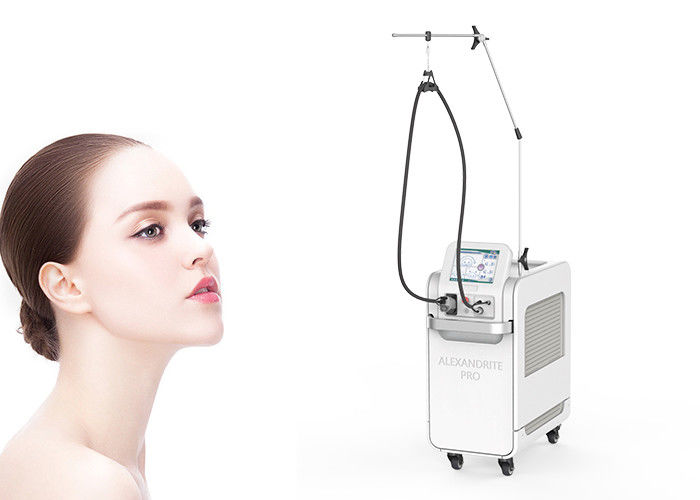 Machine G.E.N.T.L.E-M.A.X pro 1064nm 755nm de beauté de laser d'Alexandrite de ND Yag